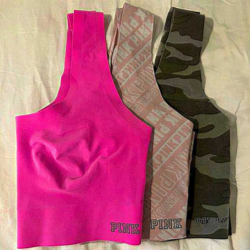 3 Victoria’s Secret PINK No‎ Show Seamless Bras